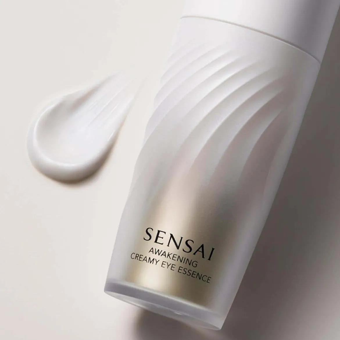Awakening creamy eye essence