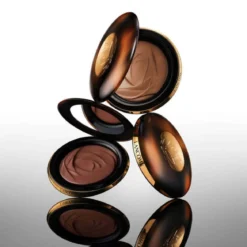 C.E. Skin Transforming Highlighter