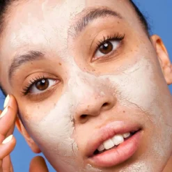 Face Mask Hydra Sleeping