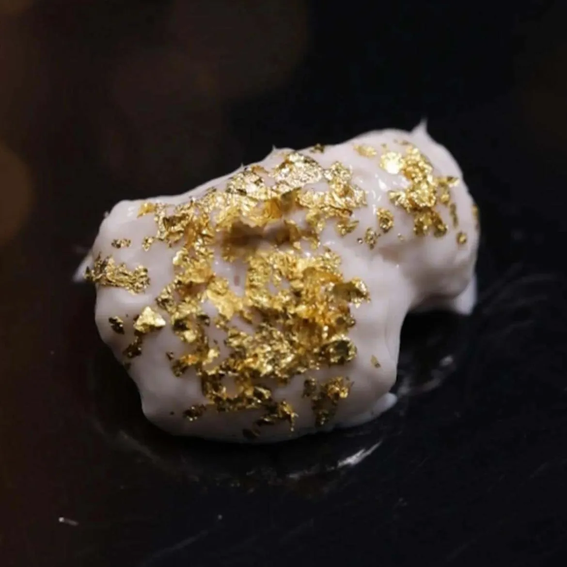 Lift & Plump Gold Eye Mask + Tools