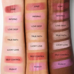 Light Reflecting™ Luminizing Blush