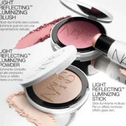Light Reflecting™ Luminizing Blush