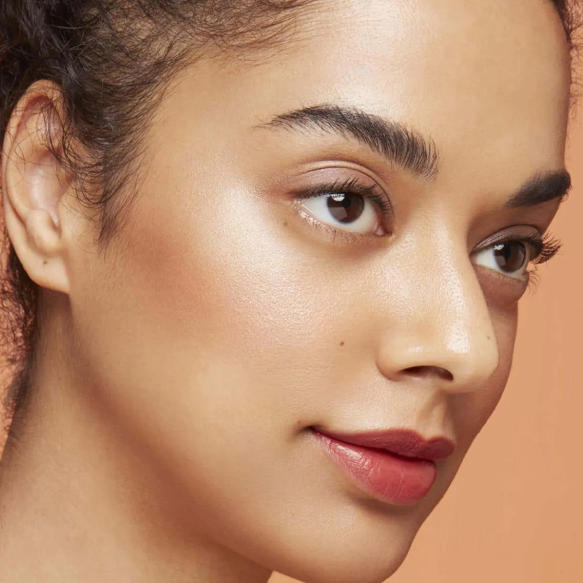 Luminizing Face Enhancer