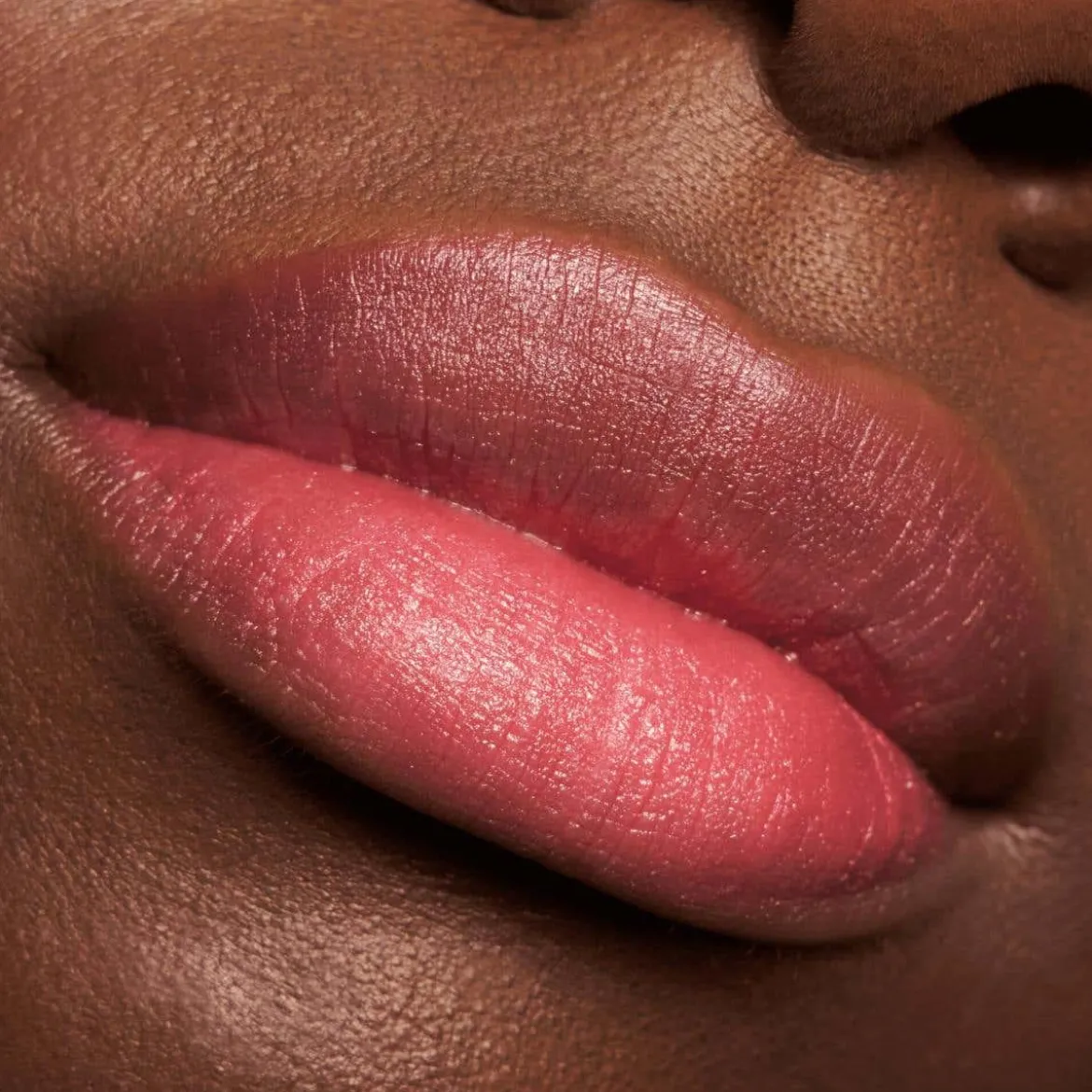 Meta Glow Rossetto Colour-Changing