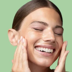Olio struccante delicato viso e occhi