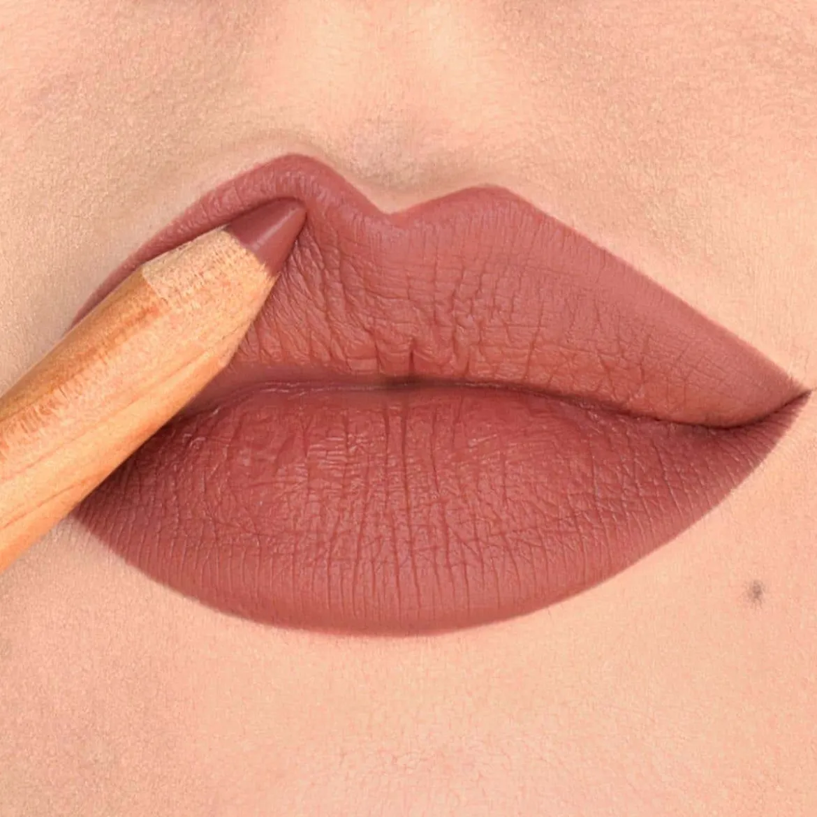 Pure Beauty Lip Pencil