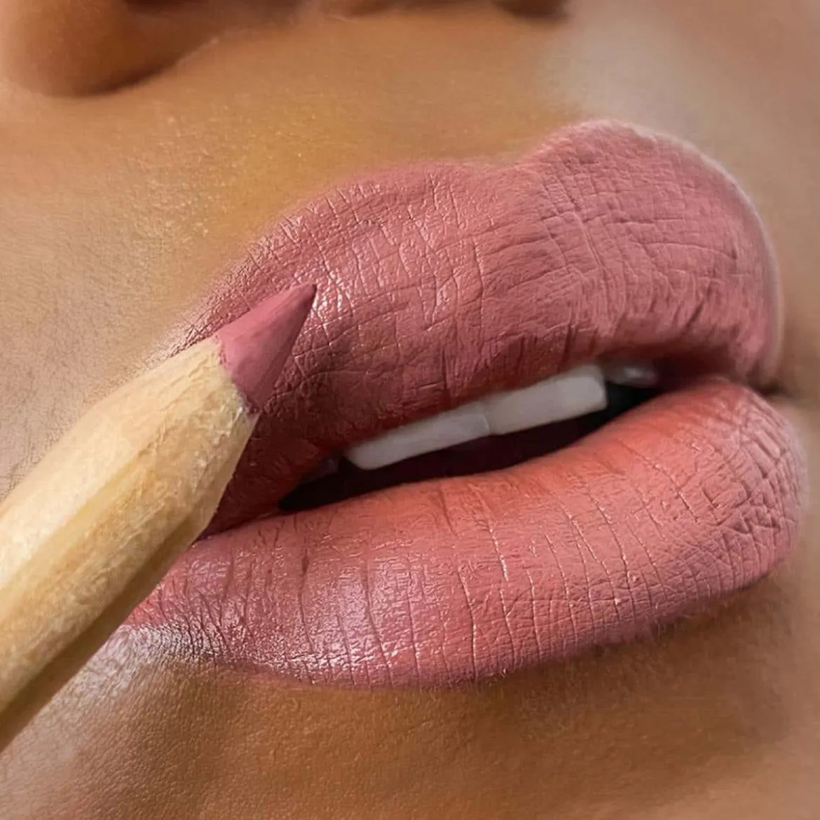 Pure Beauty Lip Pencil