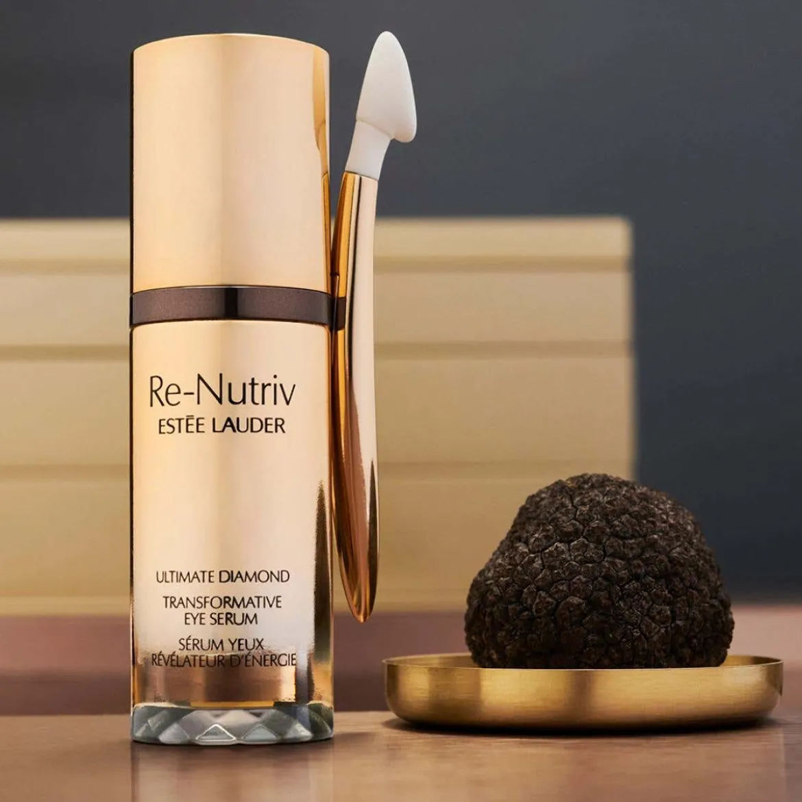 Re-Nutriv Ultimate Diamond transformative eye serum