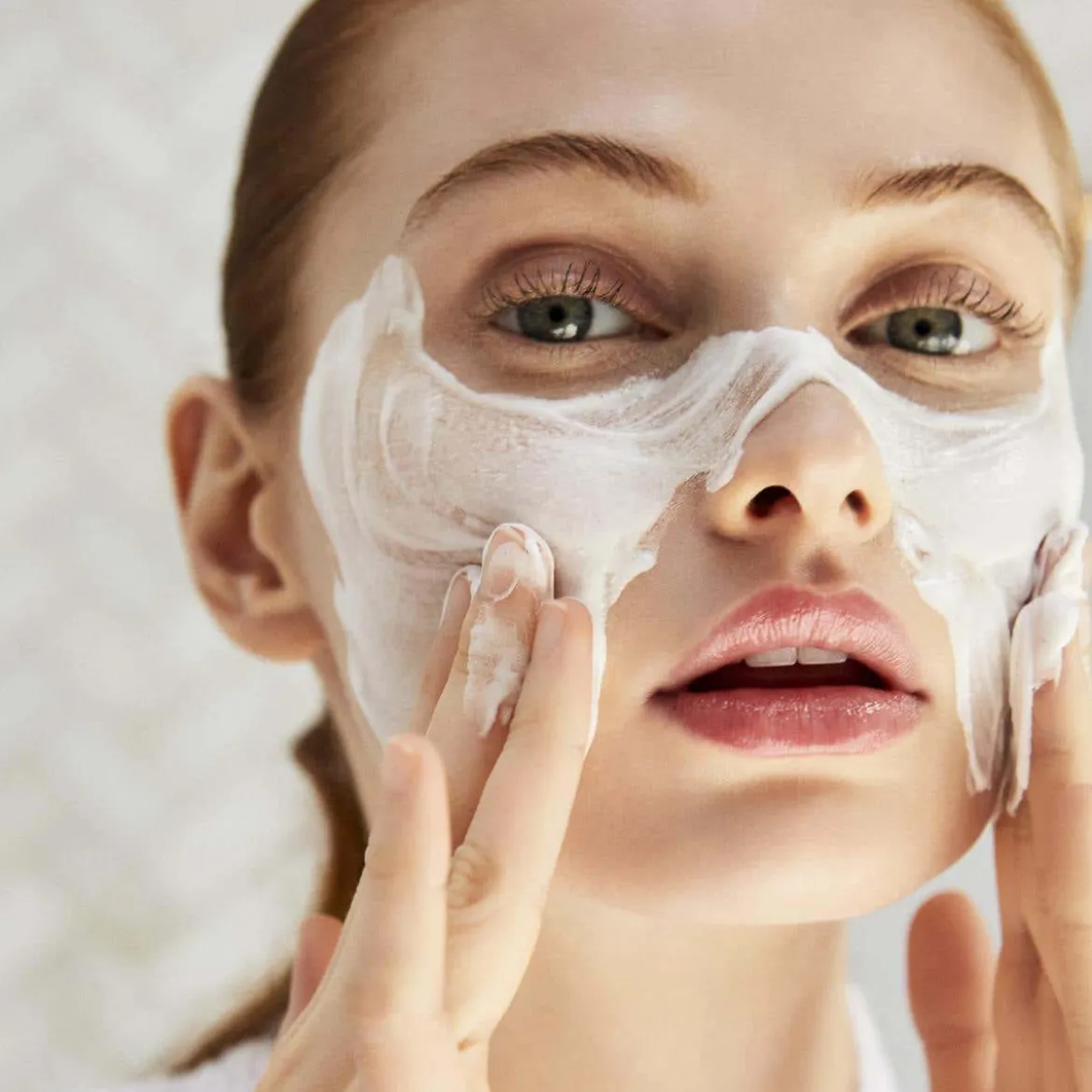 Softening Cleansing Foam