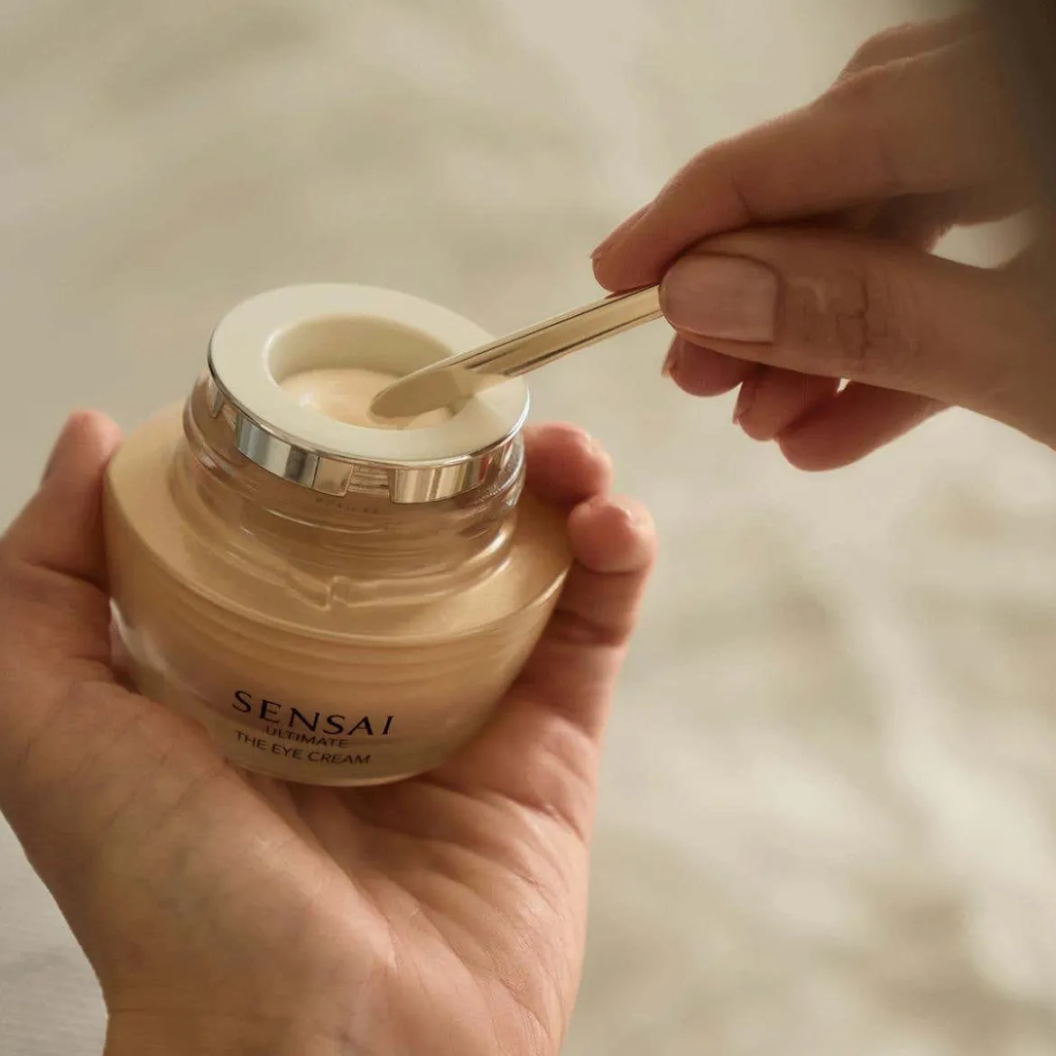Ultimate the eye cream